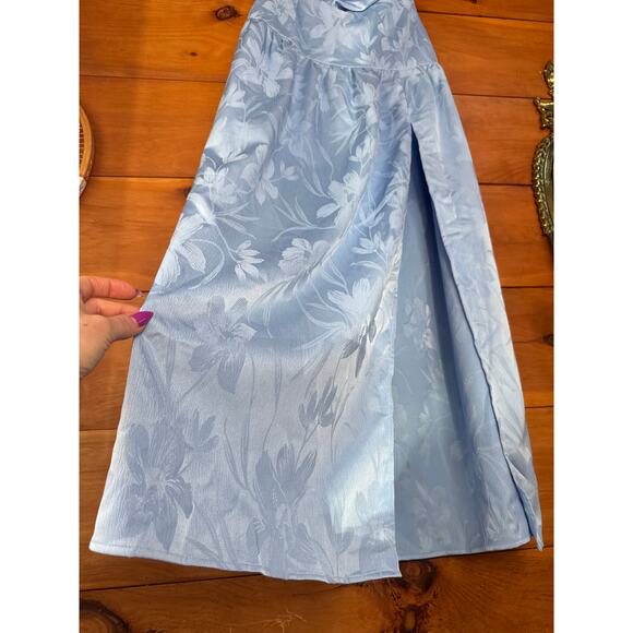 NWT Lulus Gemmi Light Blue Satin Jacquard Drop Waist Maxi Dress Cocktail Sz L - Picture 8 of 9